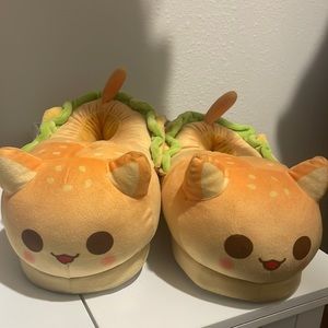 Kitty Hamburger kids house slippers